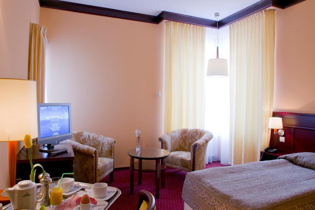 Meduza Hotel & Spa Mielno  Exteriör bild